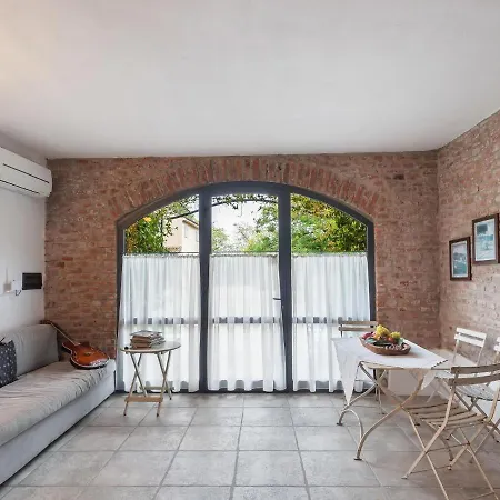 Holiday home Belvilla By Oyo Violino Angelico 2 Stagno Lombardo